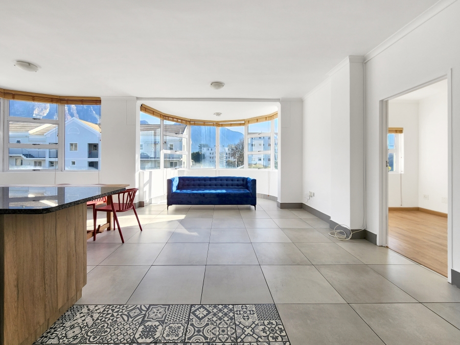 3 Bedroom Property for Sale in Claremont Upper Western Cape